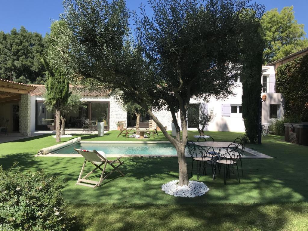 La Maison 1440 LʼIsle-sur-la-Sorgue Eksteriør billede