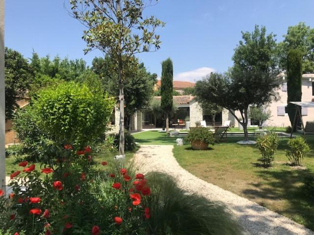 La Maison 1440 LʼIsle-sur-la-Sorgue Eksteriør billede