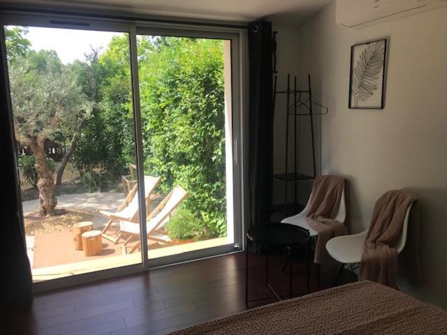 La Maison 1440 LʼIsle-sur-la-Sorgue Eksteriør billede