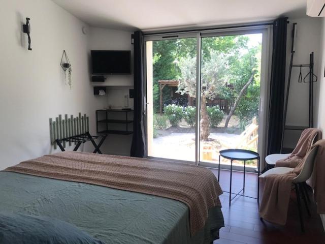 La Maison 1440 LʼIsle-sur-la-Sorgue Eksteriør billede